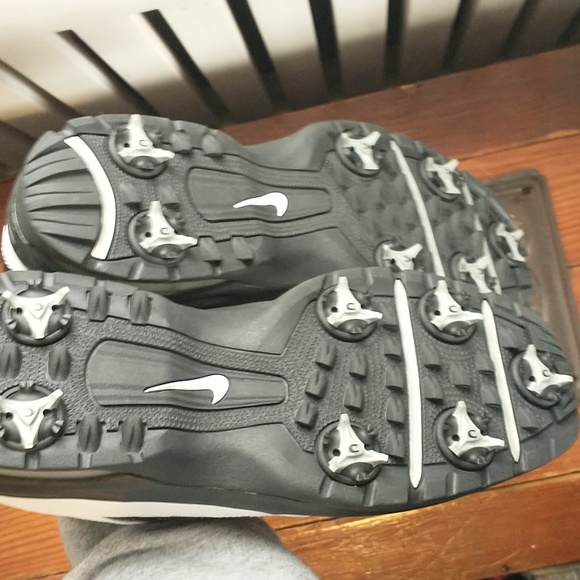 Nike golf shoes - Picture 4 of 5